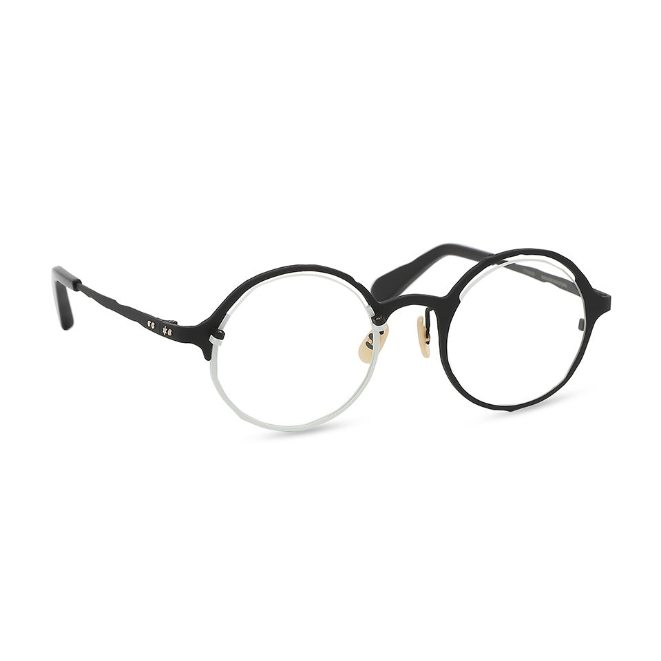 MM-0052 Black-White