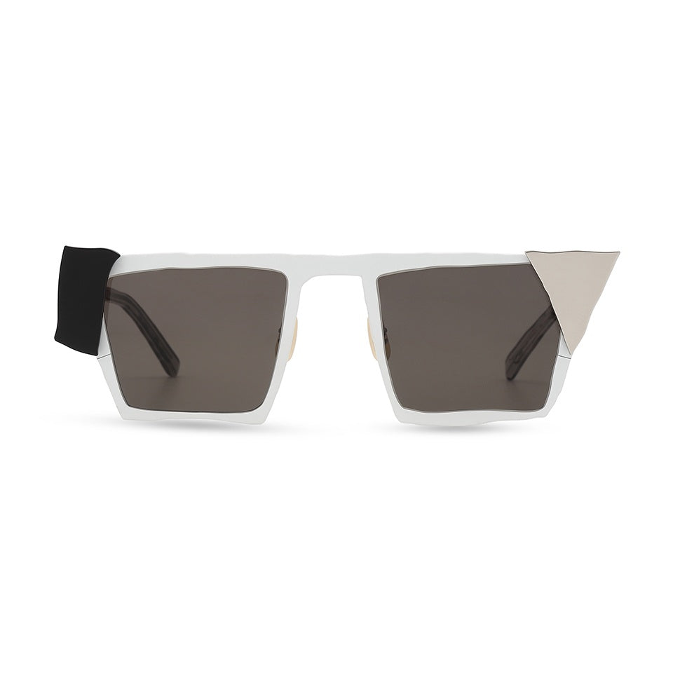 MM-0095 White-Black-Silver