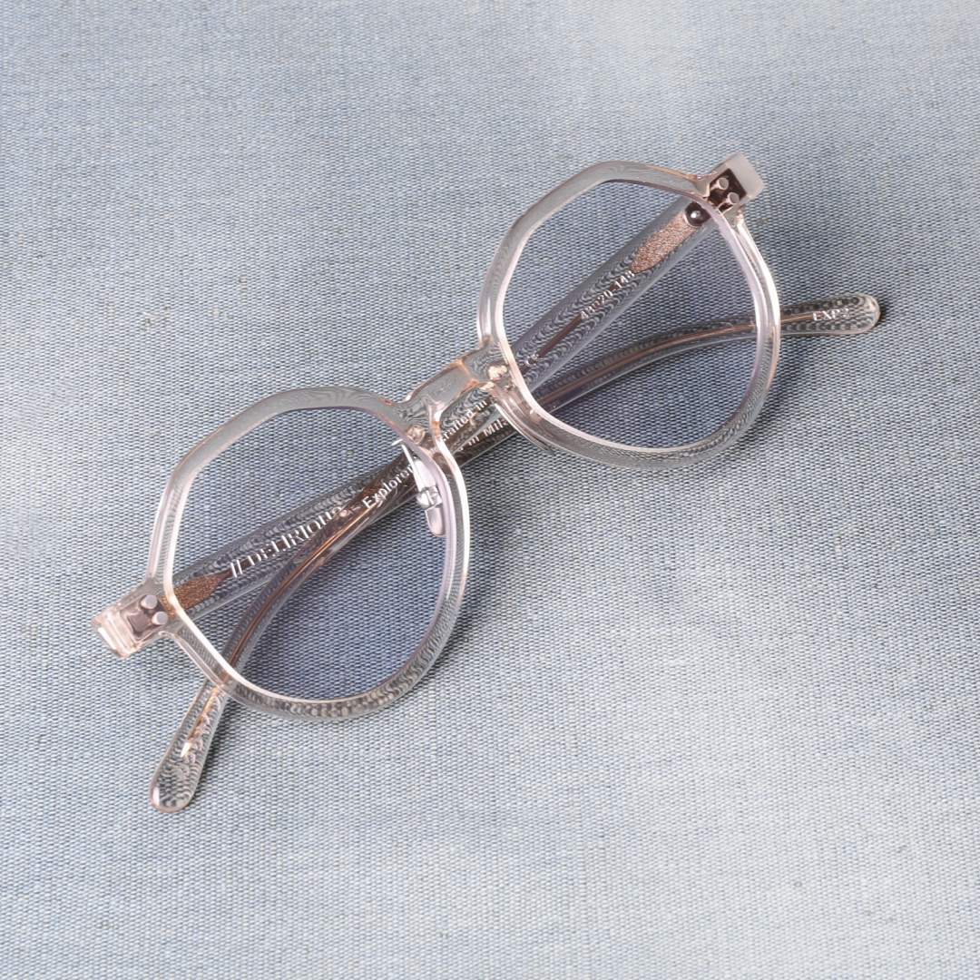 Explorer Champagne Transparent