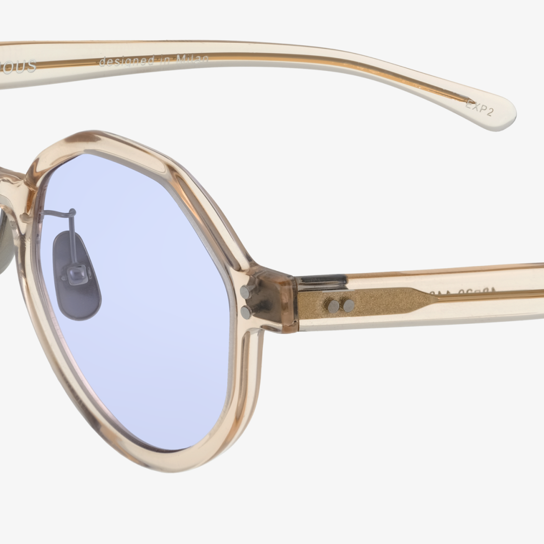 Explorer Champagne Transparent