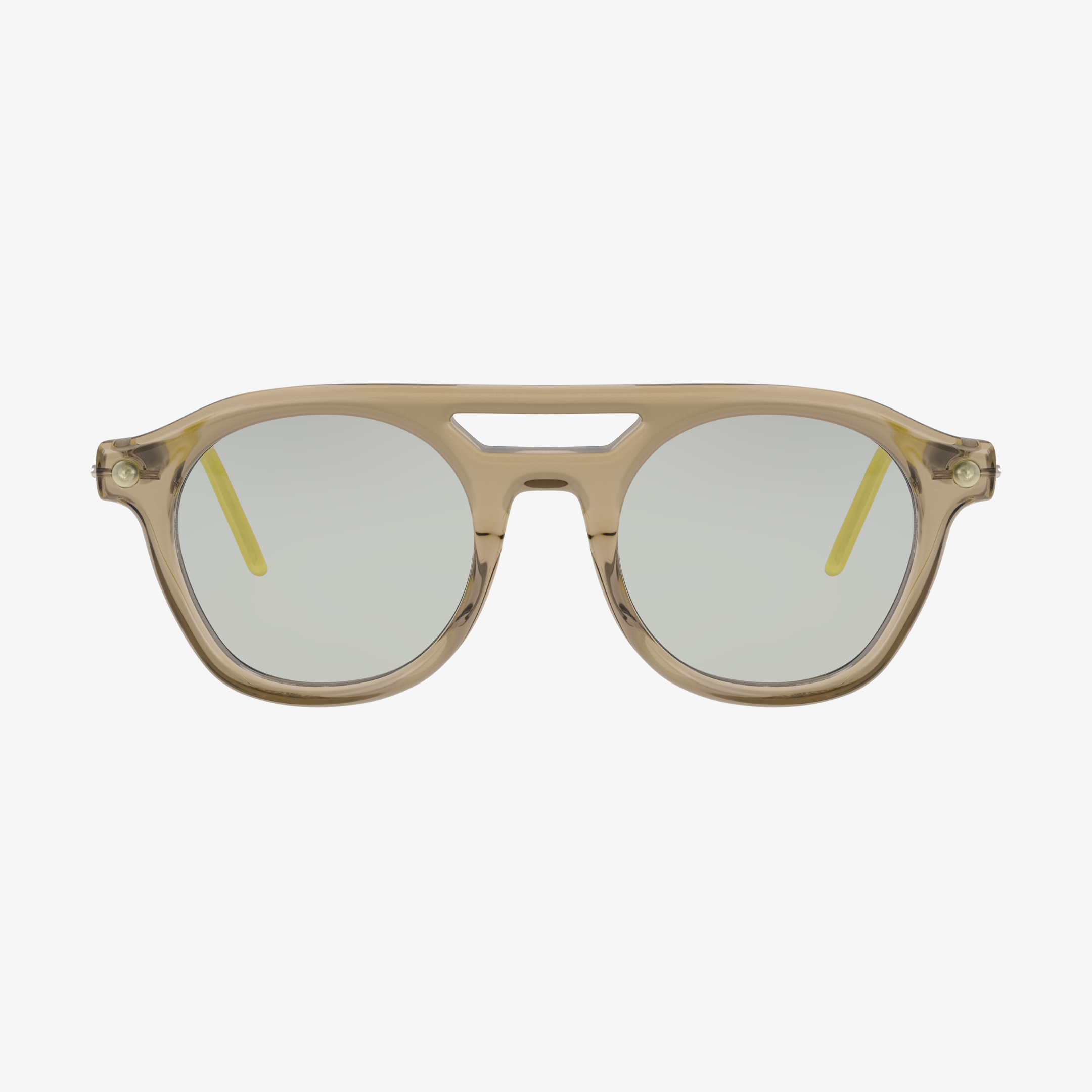 P11 Transparent Yellow