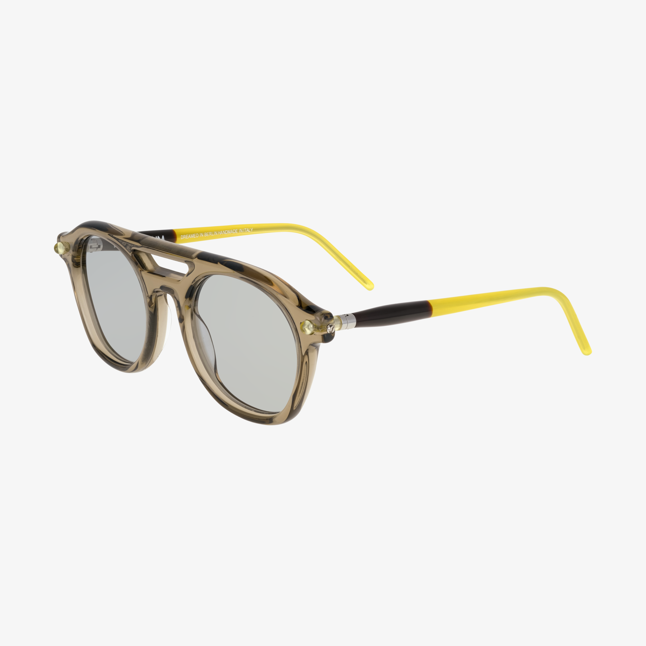 P11 Transparent Yellow