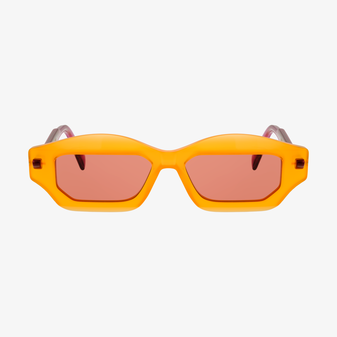 Q6 Orange