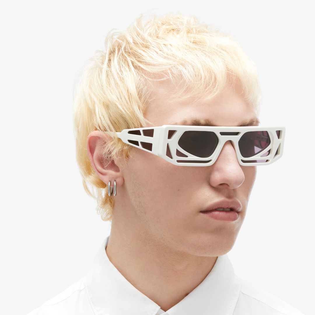 T9 White