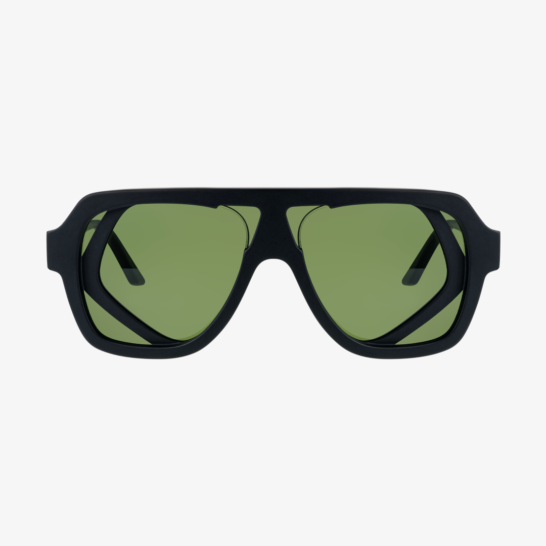 T11 Black