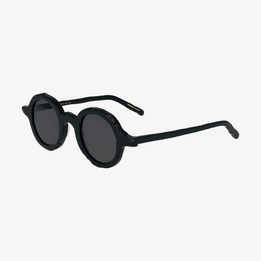 MM-0067 Black
