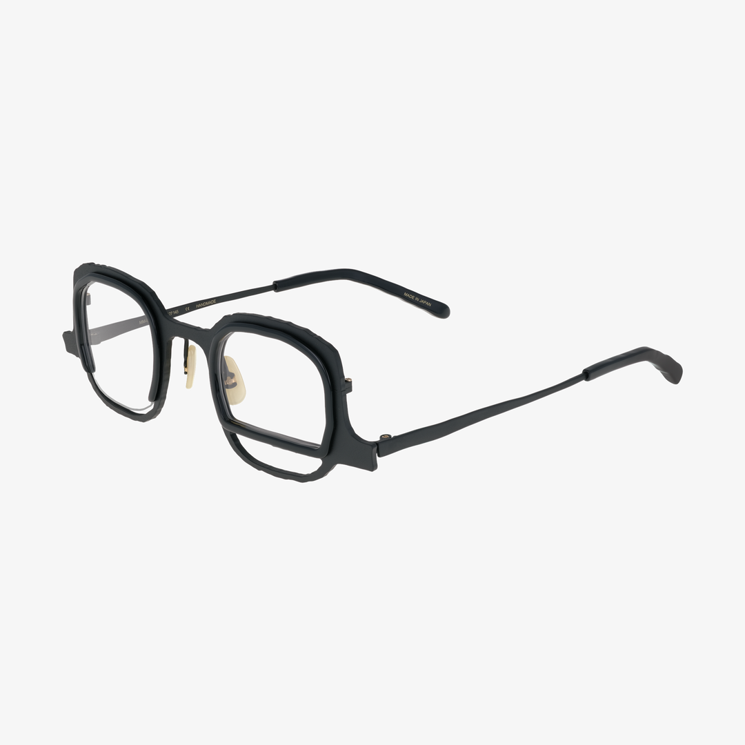 MM-0073 Black