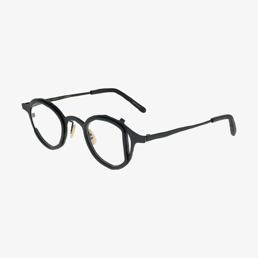 MM-0075 Black